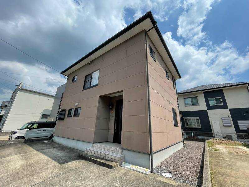 伊万里市 東山代町長浜(東山代駅) 2階建 4LDK